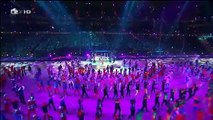 Waka Waka - Shakira [HD] World Cup closing ceremony live performance