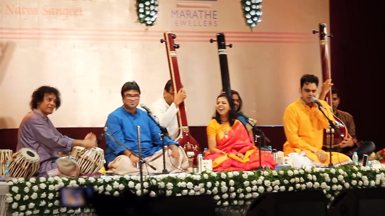 Zakir Hussain and Rahul Deshpande - Ghei Chanda Makaranda
