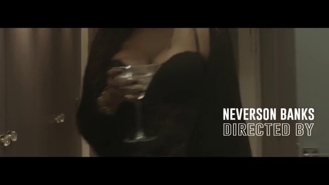 Stacy feat JmaX - Laisse-Moi T'aimer (Clip Officiel)