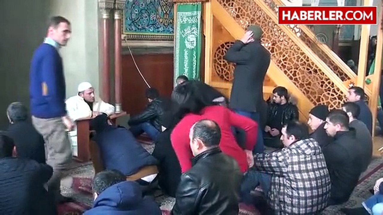 Çift Mihrablı Camiden Sünni-Şii Kardeşliği Mesajı