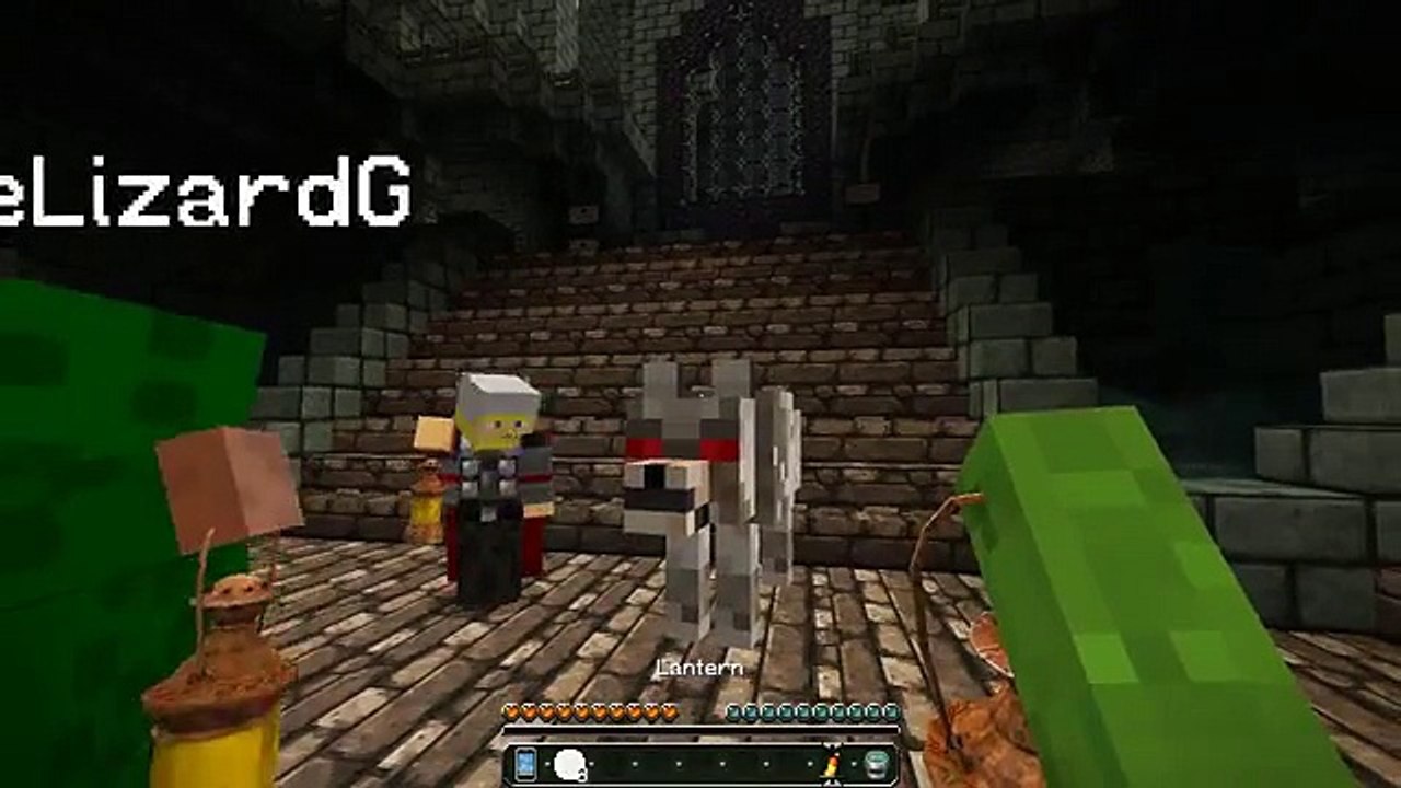 Minecraft School : NIGHTMARE IN HOTEL TRANSYLVANIA!