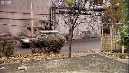 Fiat 500 Vs BMX Bandits - Top Gear - Series 10 - BBC