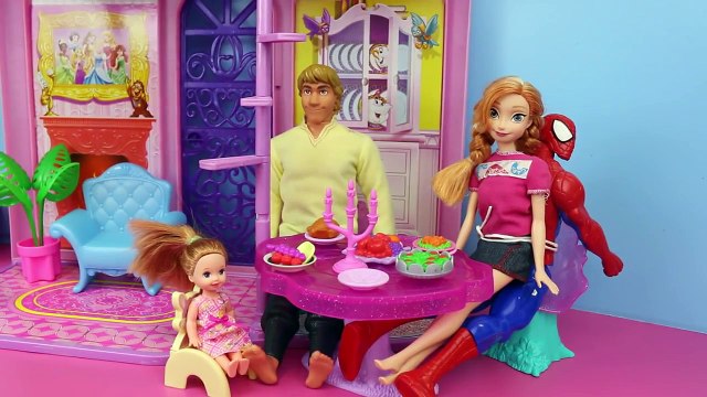Frozen Anna & Spiderman TRAPPED Disney Princess Elsa Barbie Doll Magic Show & Failed Power