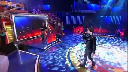 Caldeirão do Huck - 20.12.2014 - Chay Suede se emociona ao encontrar Caetano Veloso