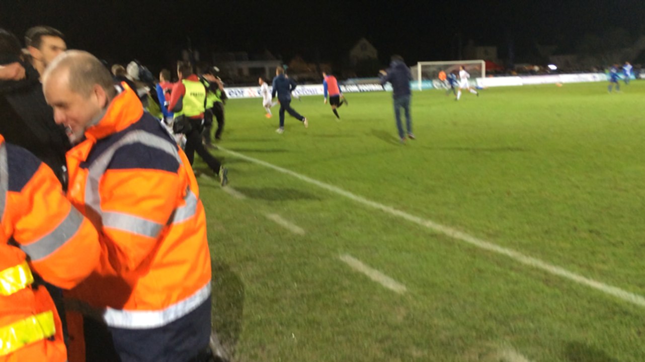 Les joueurs de l'US Sarreguemines stoppent le match
