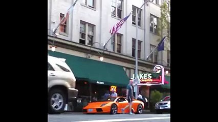 Bisikletle Lamborghini'nin Üzerinden Geçti Yok Böyle Bir Şey