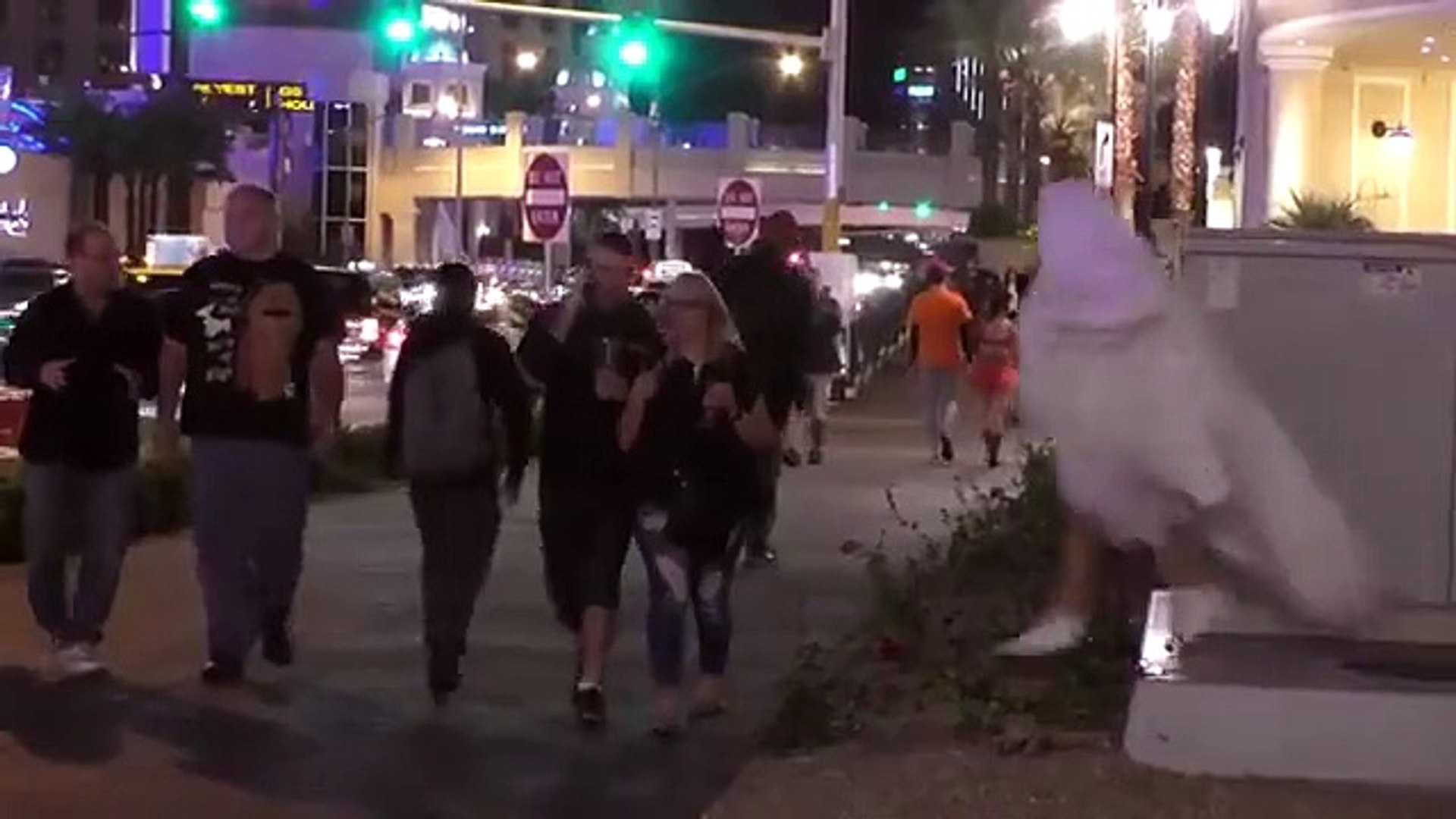 Scary ghost prank - JackJonesTV