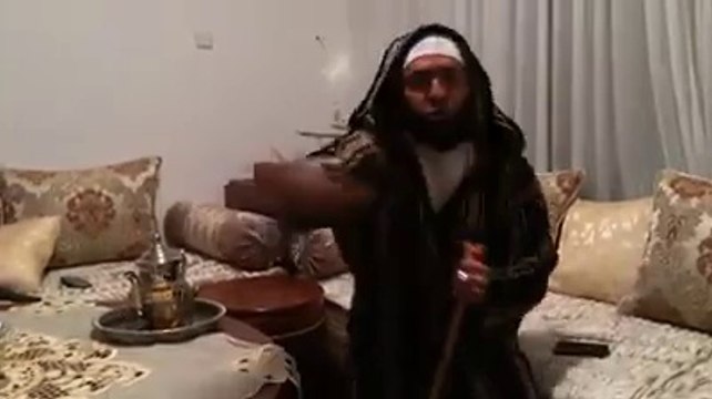 شخص يحب ريال مدريد حبا جنونيا _Real Madrid person loves love crazy