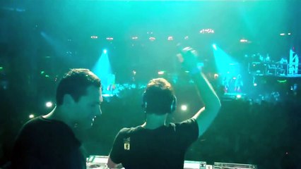 Hardwell & Tiesto live at Privilege Ibiza 19 07 2010