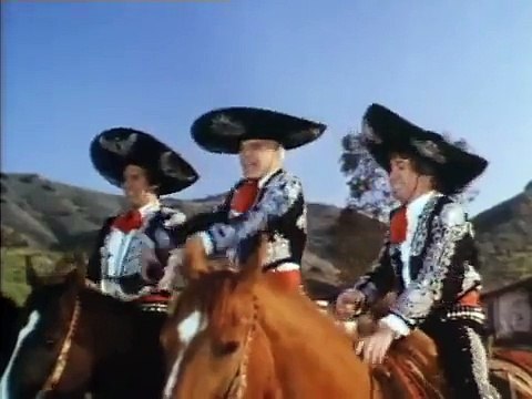 ¡Three Amigos! Official Trailer #1 - Steve Martin Movie (1986) HD