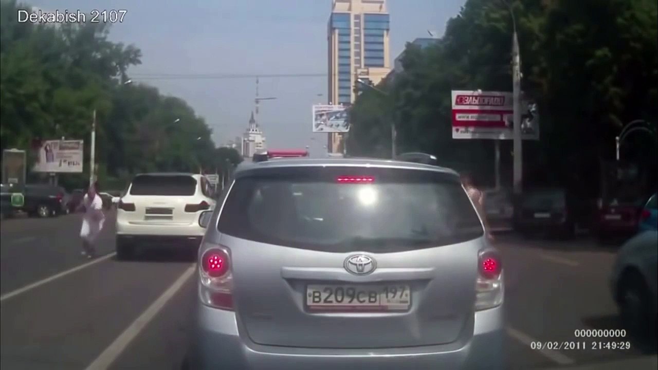 Crazy Porsche Driver Instant Karma