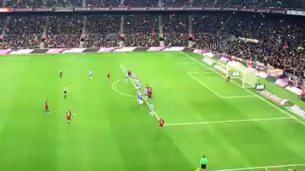 Fantastic fan footage of leonal Messi free kick for FC Barcelona