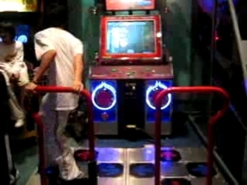 ITG2 AJ playing Utopia