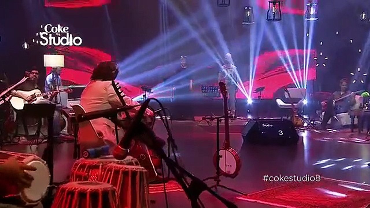 Atif Aslam with gul panrra in coke studio season 8 episode 3 song Man Aamadeh Am