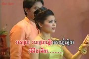 Khmer traditional Wedding song - Nor Kor Reach By Soravy Vs Vibol #6