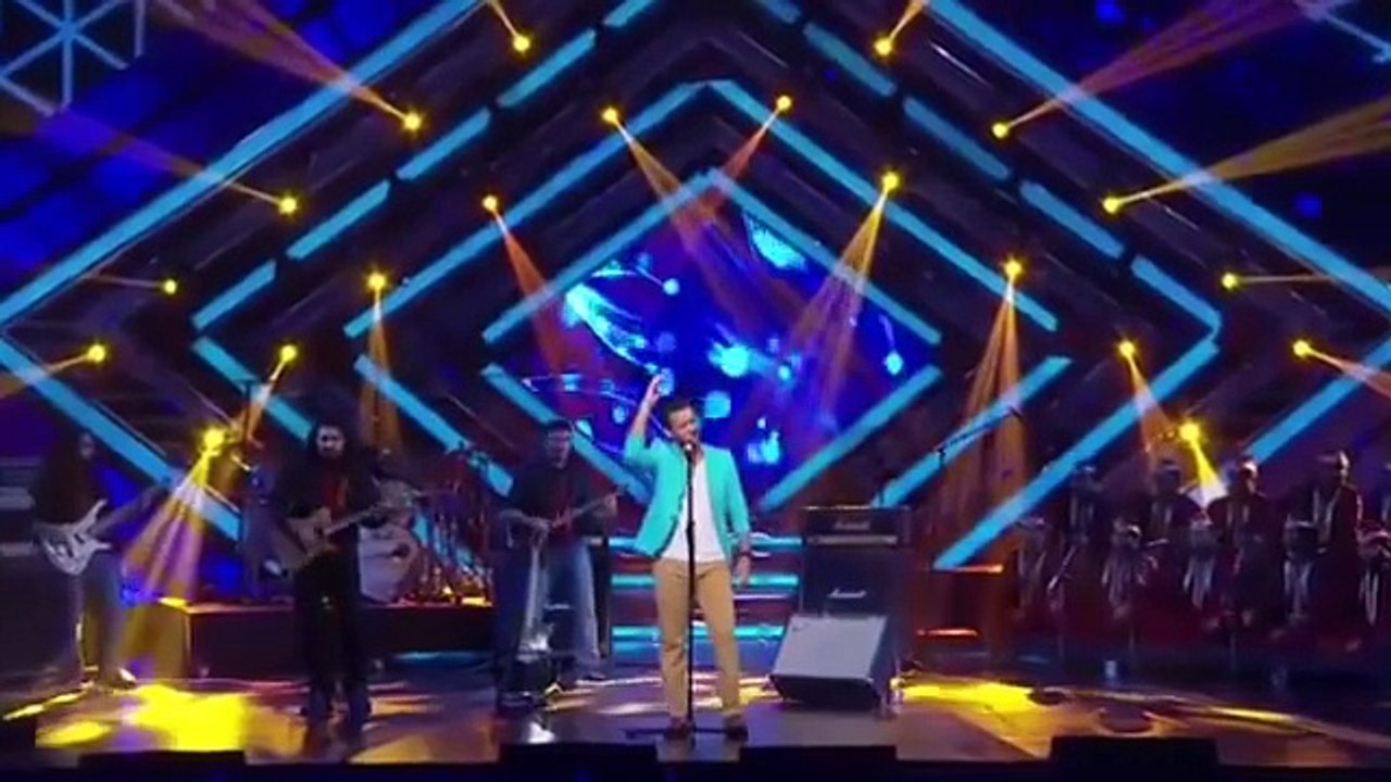 atif aslam vs arijit singh live performance 2015 gima award 2015 - YouTube