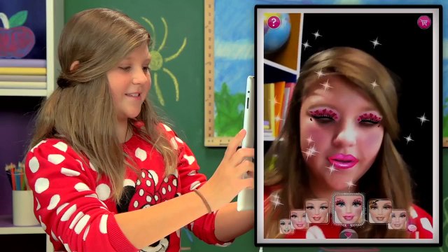 KIDS PLAY MAKEUP APPS?! (Kids React: Gaming)