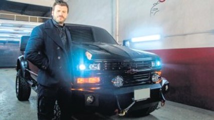 Kıvanç Tatlıtuğ 50 Binlik Araca 200 Bin liralık Modifiye Yaptı