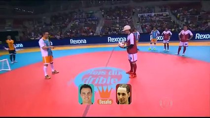 Falcão vs Sean Garnier in an 1 v 1 futsal game