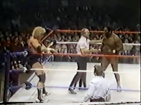 Dr D David Schlutz vs SD Jones Championship Wrestling Feb 4th, 1984