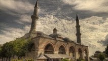 Dünyanın En Büyük ve Güzel 10 Camisi