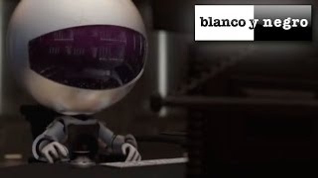 Hardwell feat. Mitch Crown - Call Me A Spaceman (Official Video)