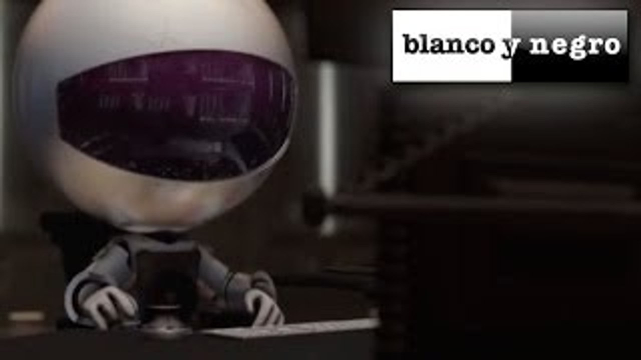 Hardwell feat. Mitch Crown - Call Me A Spaceman (Official Video)