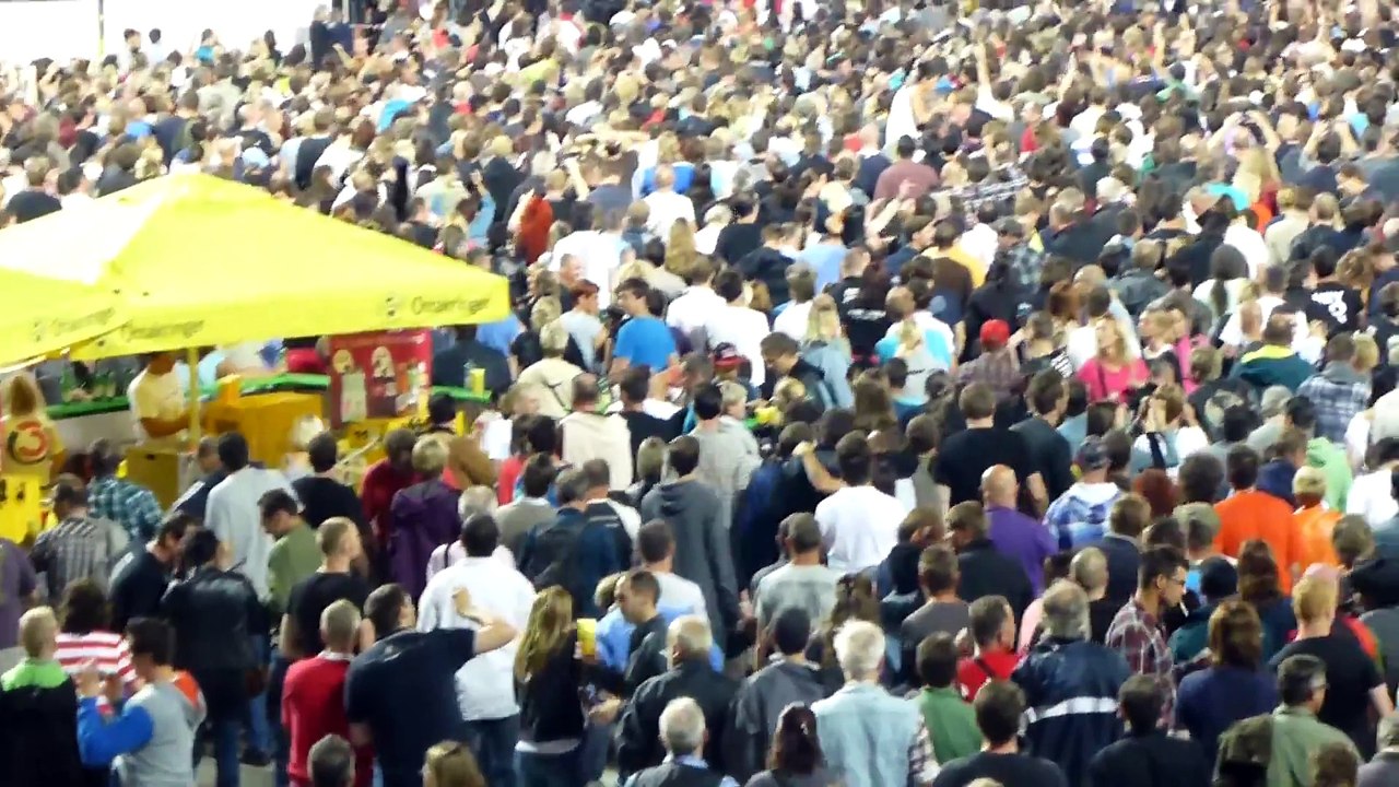 Bruce Springsteen Vienna 2012 - Dancing in the Dark