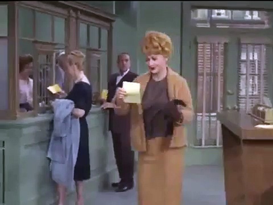 The Lucy Show season 3 EXTRA Great Bank Robbery in French 1