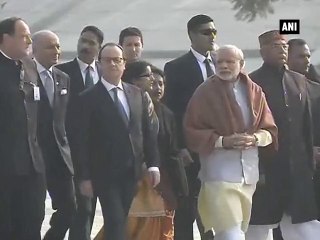 PM Modi and President Hollande reach Govt. Museum and Art Gallery in Chandigarh