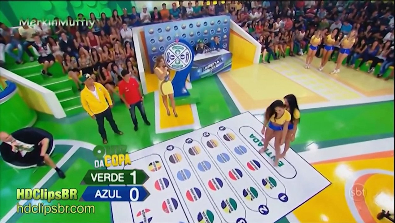 Brazilian Girls play Twister