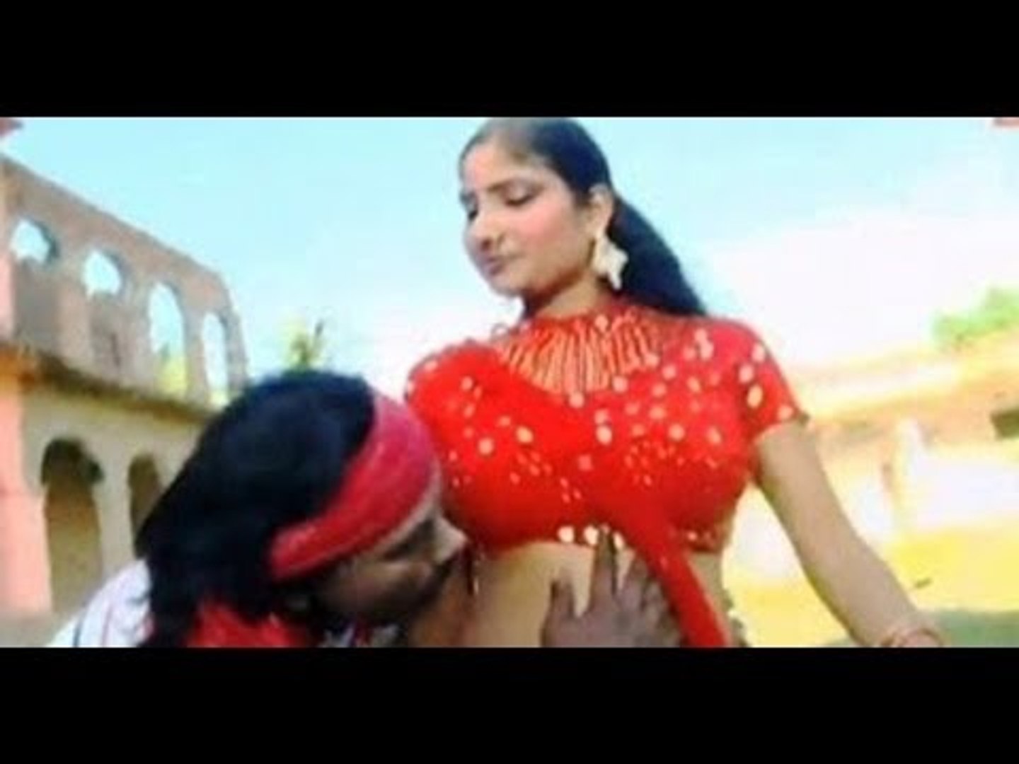 Bhojpuri Hot Item Dance Video | KHOON BHARI MAANG - video Dailymotion