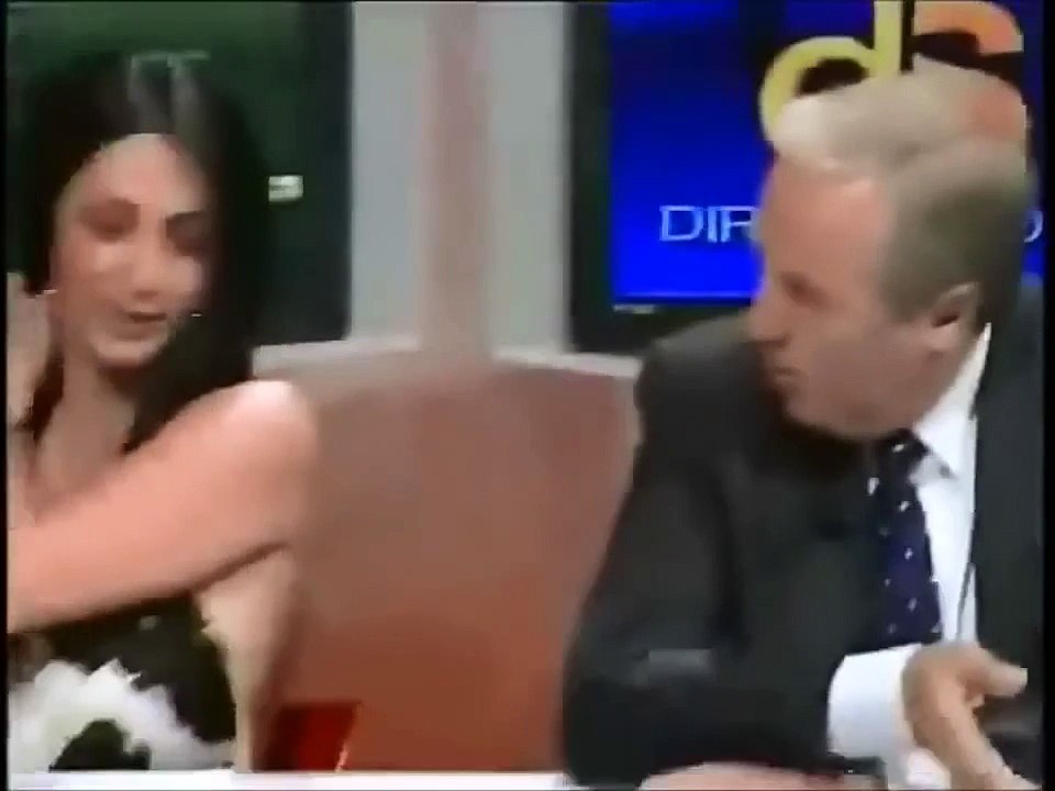 TITS UNCENSORED ON TV SHOW...!!!!!!!!!!!!!!!!!!!!