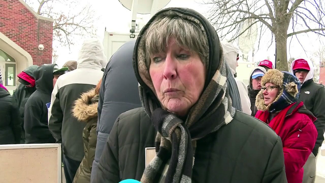 Supporters flocking to Trump rallies as Iowa vote approaches