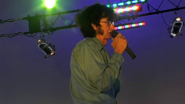 Open mic performance at Elvis Week 2008