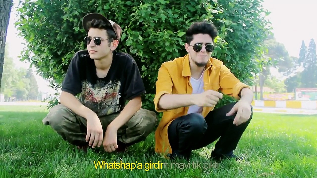 Mc Armut ft Mc Jelibon - Biz İki Kişiyiz Gardaş (Arabesk Rap Parodi 3)