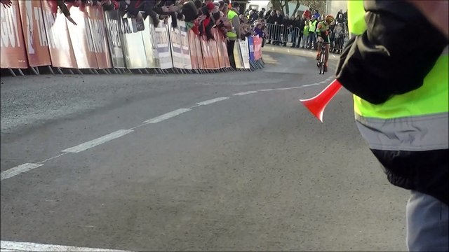 Arrivée cyclo-cross de Lanarvily 2016:Elites