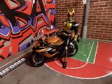 MAISTO SUZUKI GSX-R1000 MOTORCYCLE TOY REVIEW