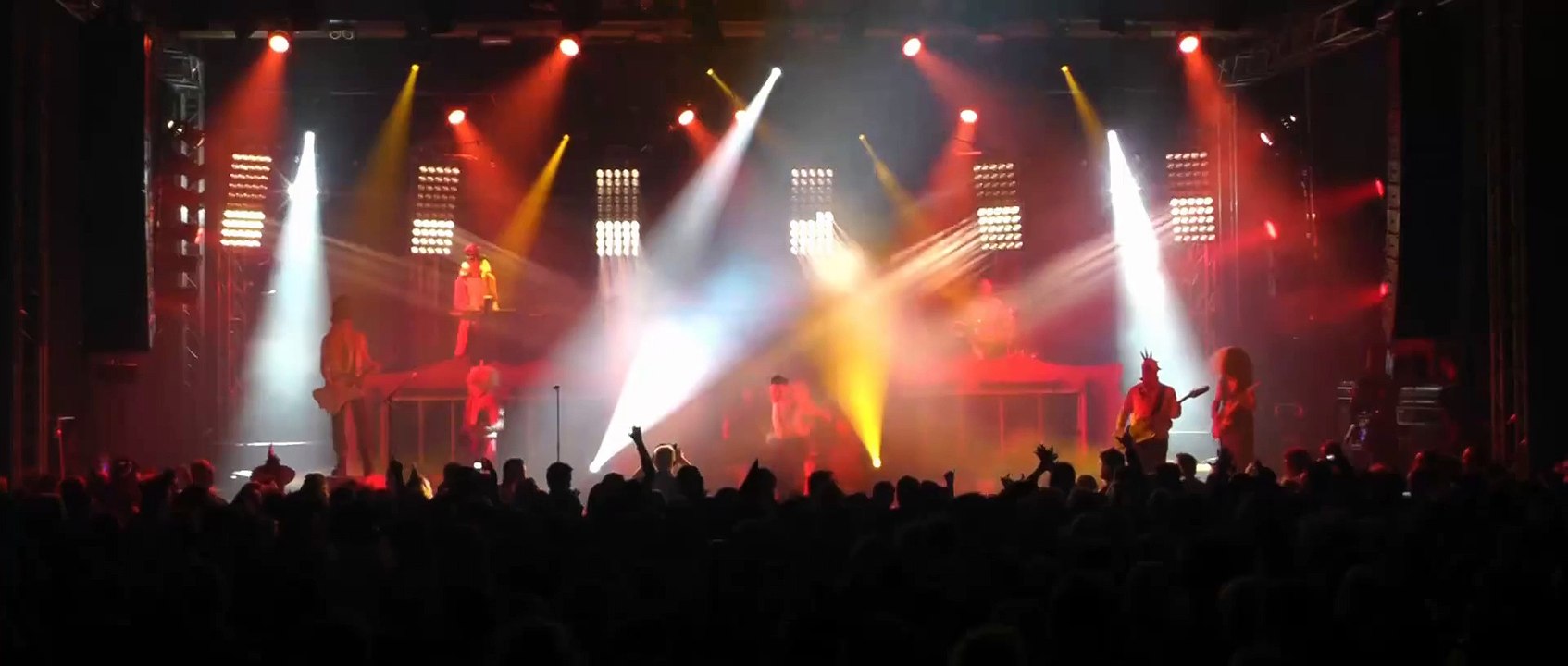 EVERYBODY DANCE NOW 'CIRCUS OF FREAKS' SEVEN CENT HALLOWEEN SHOW 2013 PERSE! SHOWDANCE FORMATION