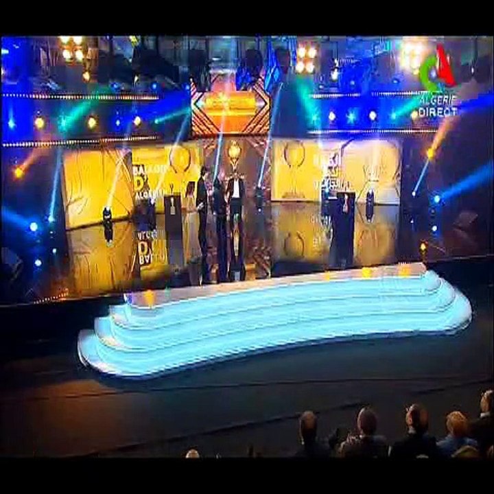 تكريم إسلام سليماني كهداف للمنتخب الجزائري في حفل الكرة الذهبية 2016