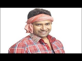 Bhojpuri Actor Dinesh Lal Watching Film With Audience