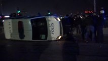 İzmir-Polis Otomobili Kaza Yaptı 2 Polis Memuru Yaralandı