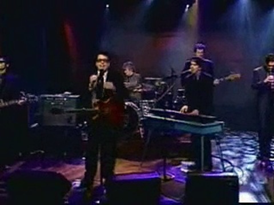 La musique du générique de "Malcolm" interprétée en live chez Conan O'Brien