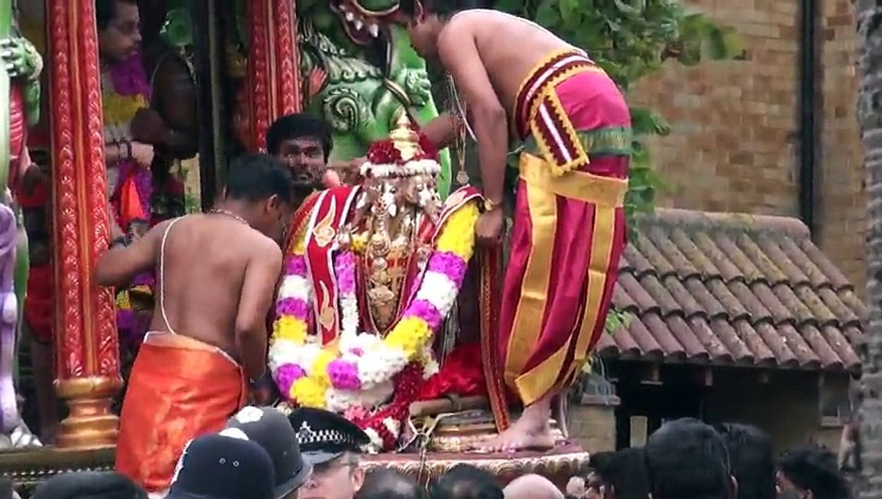 London Sri karpaga Vinayagar Temple Chartot Festival 2015
