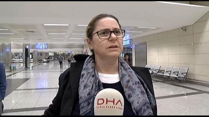 Yolculara sağ ve sol elle 'bomb' yazdırıldı