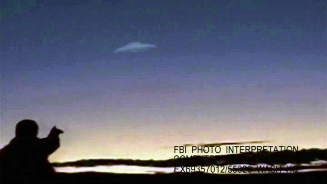 The X-Files -  (Opening / Intro) saison 10. (générique)