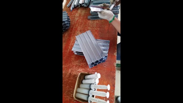 Herrajes para Muebles, Herrajes para Gabinetes - China: Guías Correderas para Mesas Extensibles / Production 2