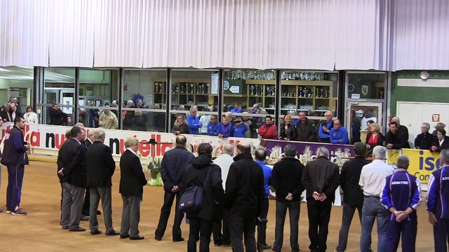 Remise des récompenses, finale Bresciano contre Langloys, Super 16 masculin, Sport Boules, Saint-Egrève 2016