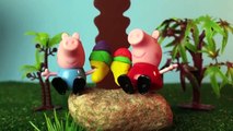 Peppa Pig George com medo da Abelha Assustadora Gigante - Peppa Portugues DisneyKids Brasil