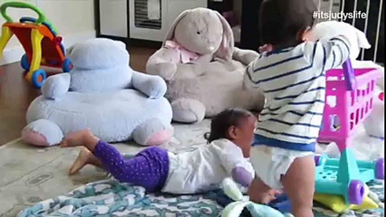 Kids Fighting Very Cute